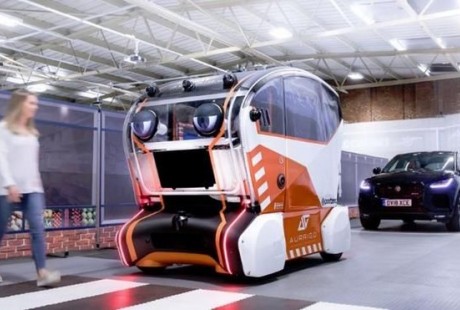 Jaguar Land Rover正在开发一款有眼睛的自动驾驶无人车