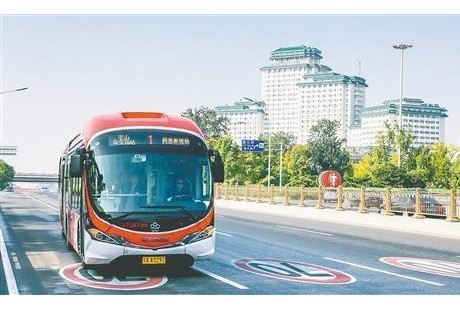 公交驶向下一站:自动驾驶