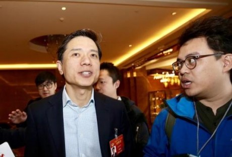 李彦宏:人工智能立法不该太超前