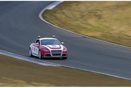 厉害了！斯坦福大学新技术让自动驾驶汽车学会处理未知情况