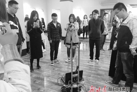 西北师大举办首届优秀科研成果展，无人驾驶汽车惊艳亮相！