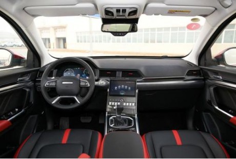 无人驾驶公交上路,智能SUV哈弗H4智联版:比比谁快?