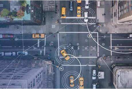 汽车界大咖集体亮相重庆，瞭望未来汽车出行：5G将真正实现自动驾驶