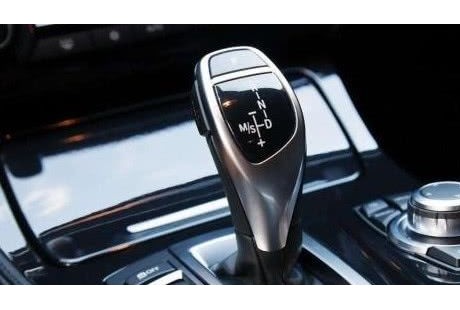 自动挡容易驾驶,那汽车厂家为什么不全都安上自动档呢?谁都不傻