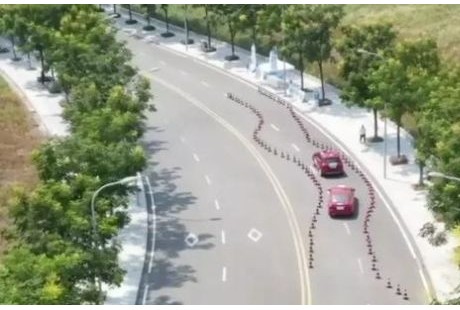 无人驾驶哪家强？中国的这场比赛海外圈粉