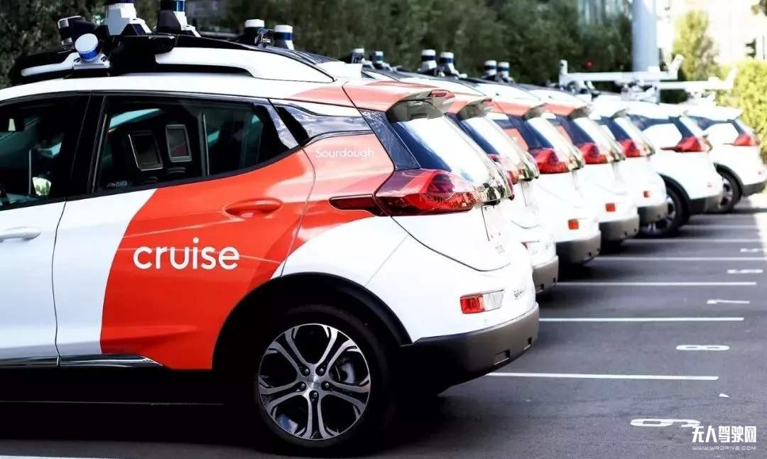 自动驾驶的城市镜像：抢跑、狂奔、敢运营