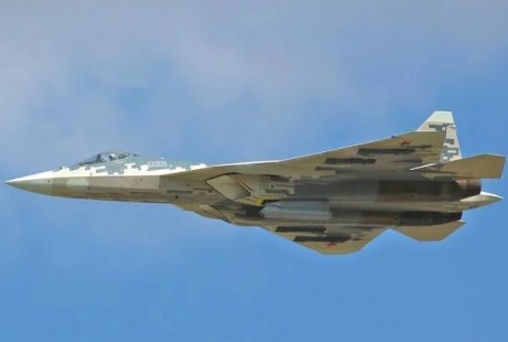 俄军凭借苏57追上美军还不够,测试无人驾驶模式变全球首款六代机