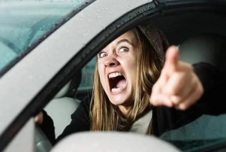 AI自动驾驶汽车能消除路怒症吗？