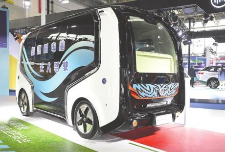 智能汽车与智慧城市咋“融”?全国政协委员李志军:加强车路协同标准建设