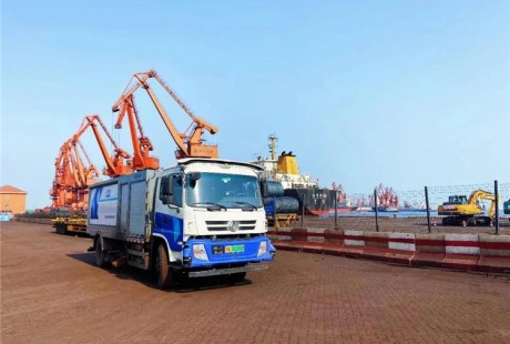 港口+无人环卫!autowise.ai仙途智能两辆大型清扫车落地唐山港