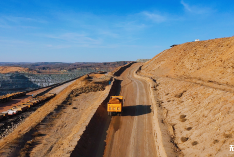路凯智行与北京科技大学智能车辆实验室达成合作