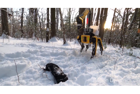 全球多款低速无人车+机械臂创新产品大赏