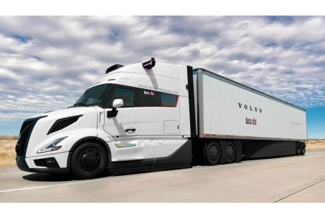 破解自动驾驶卡车盈利困境：谁在路上，谁已迷途？