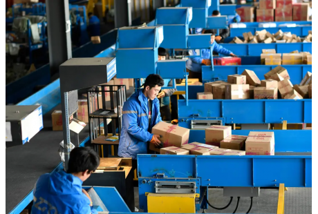 又一企业斩获500台订单！2025年无人配送市场迎来“大放量”